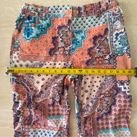 Chico’s Cool Cotton-Blend Patched Capris - Picture 9 of 14